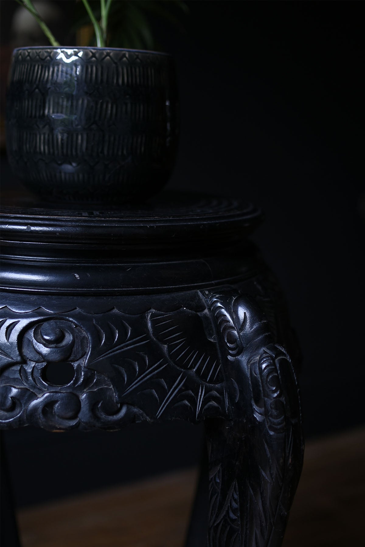 Early 20th Century Chinese Lacquered Jardinière Stand