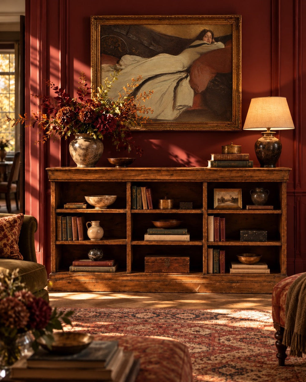 Burgundy Interiors: Bedroom Ideas, Living Rooms & Rich Red Walls